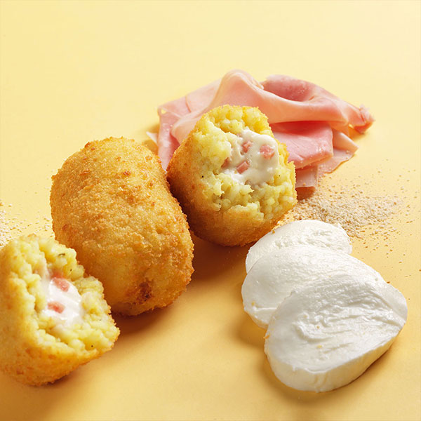 arancino prosciutto e mozzarella